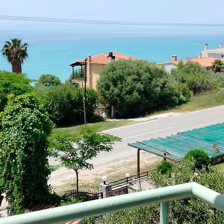 Dionysus View קסנדריה