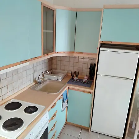 Dionysus View Kassandra