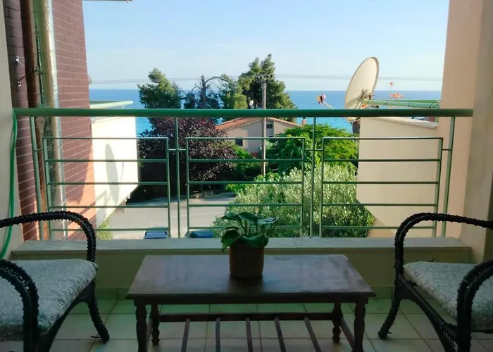 Dionysus View * 卡桑德里亚